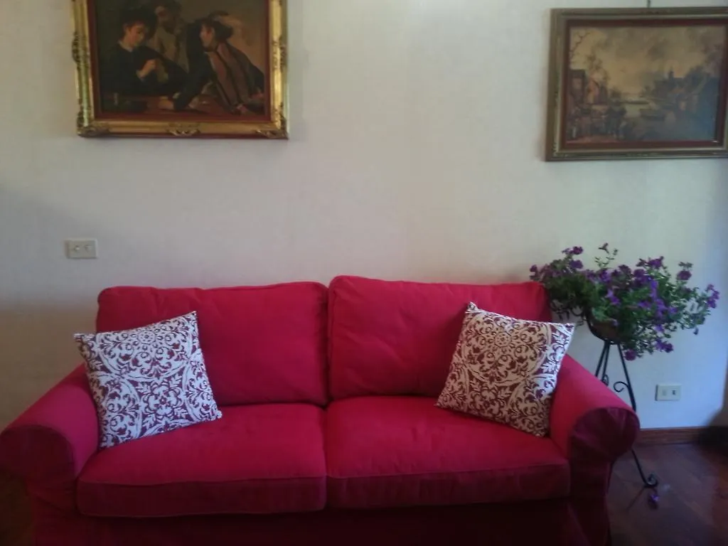 Your Nest In Trastevere Apartment Rome